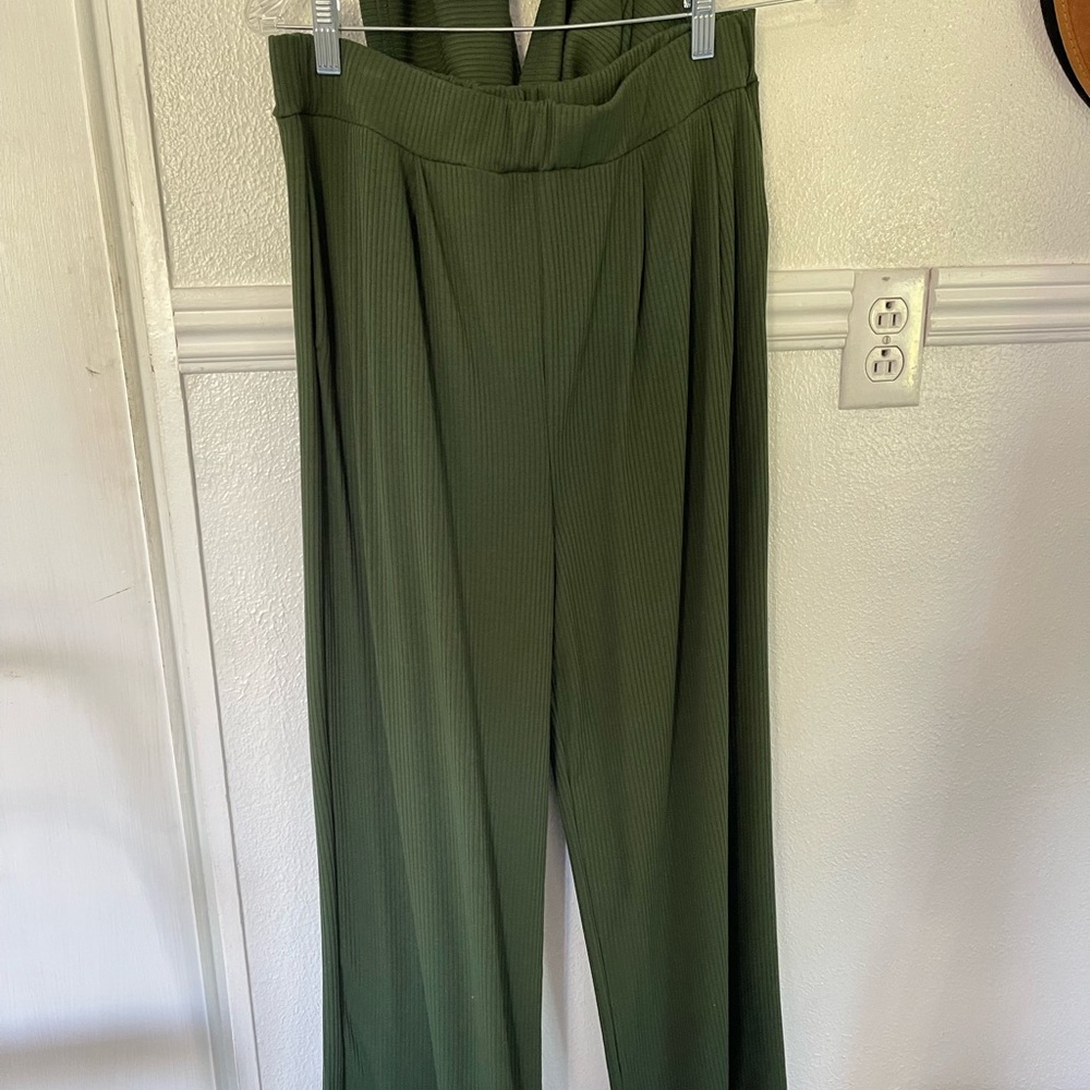 Green longe sleeve top and wide leg bootcut bottoms set
